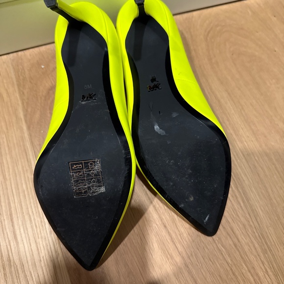 Michael Kors Pumps - Picture 4 of 4